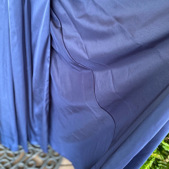 Vera Wang WHITE Halter Gown - Picture 7 of 7